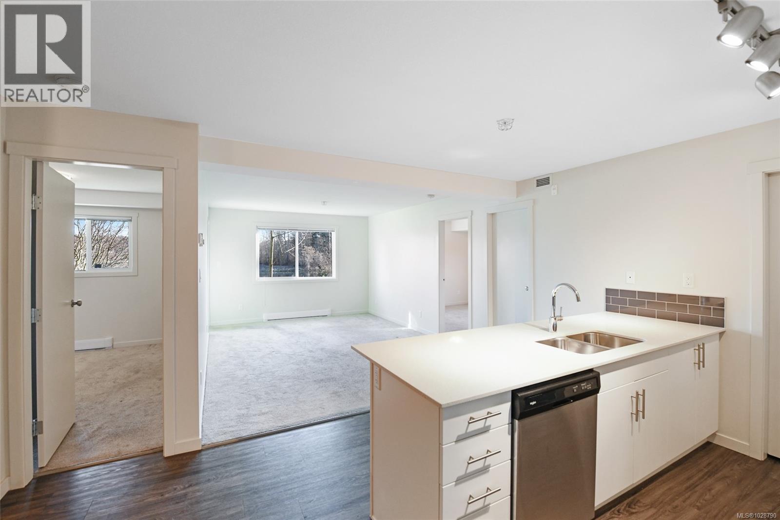 110 1944 Riverside Lane, Courtenay