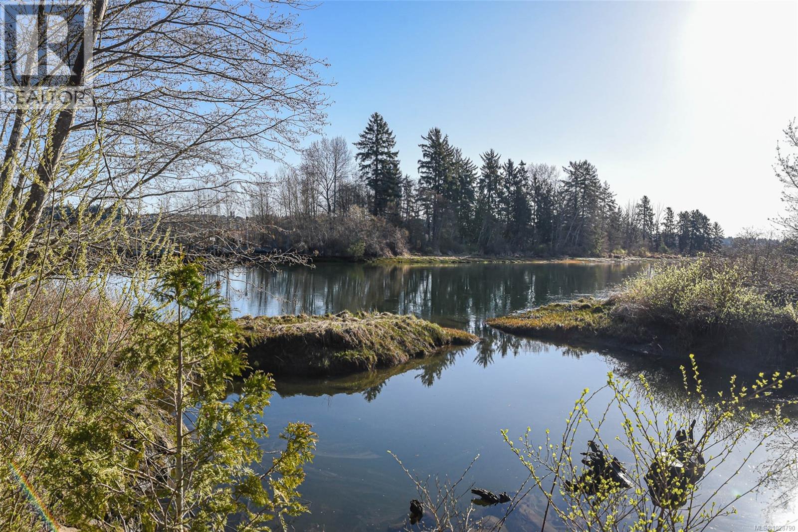 110 1944 Riverside Lane, Courtenay