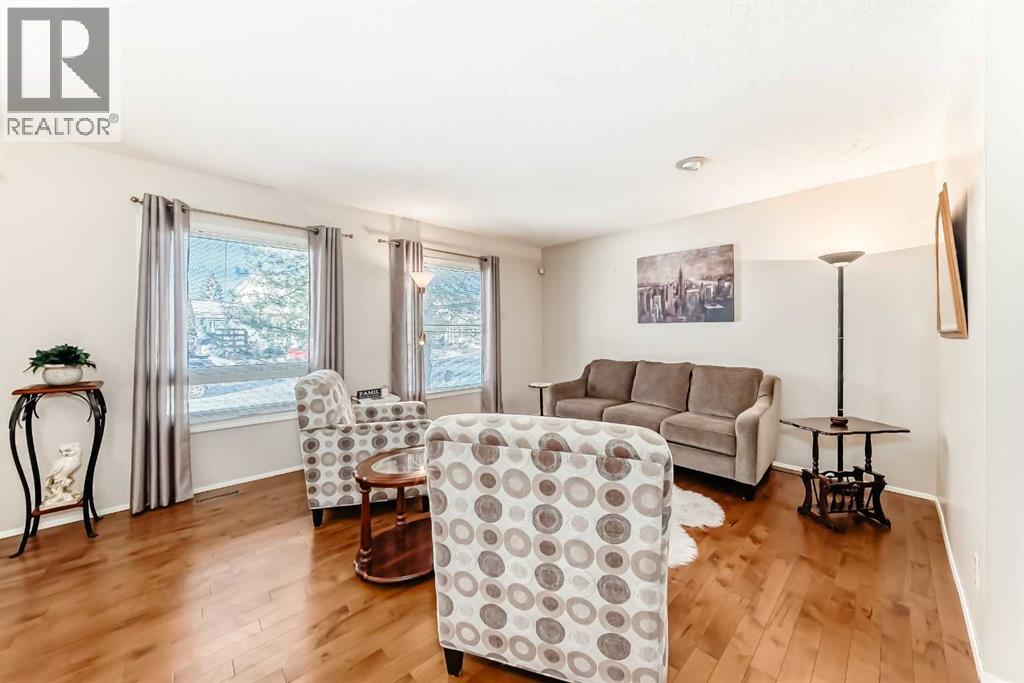 3 Rutherford Close, Red Deer