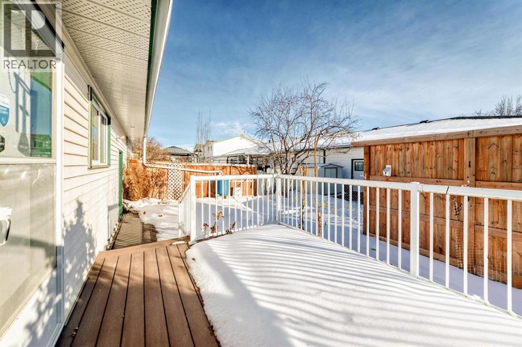 3 Rutherford Close, Red Deer