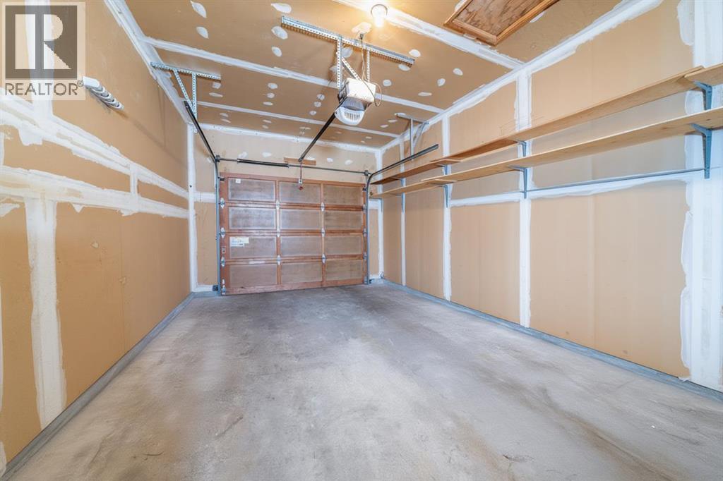 3 Rutherford Close, Red Deer