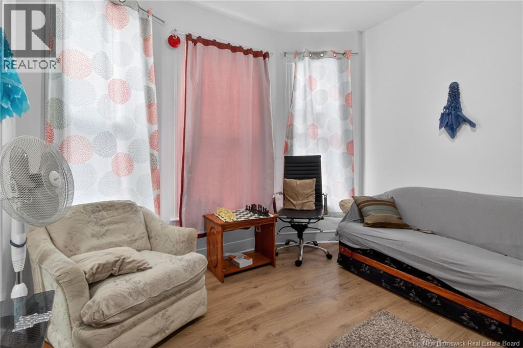 45-47 Dufferin Street - 8