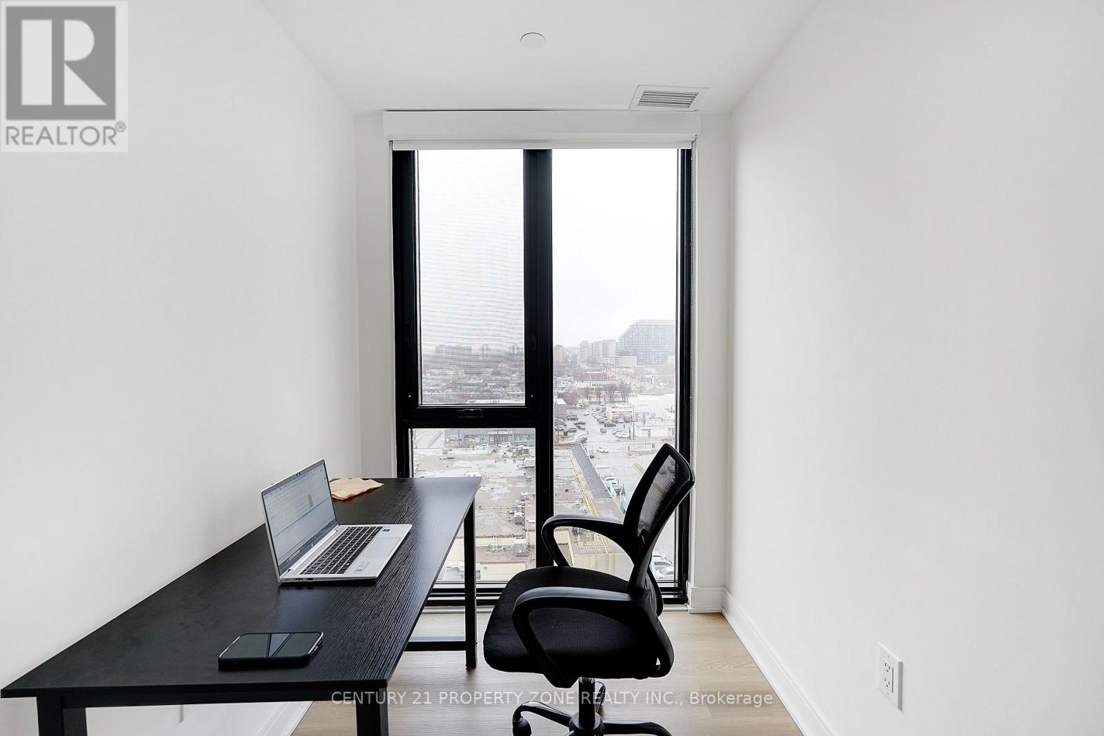 #1015 86 DUNDAS STREET E - 14