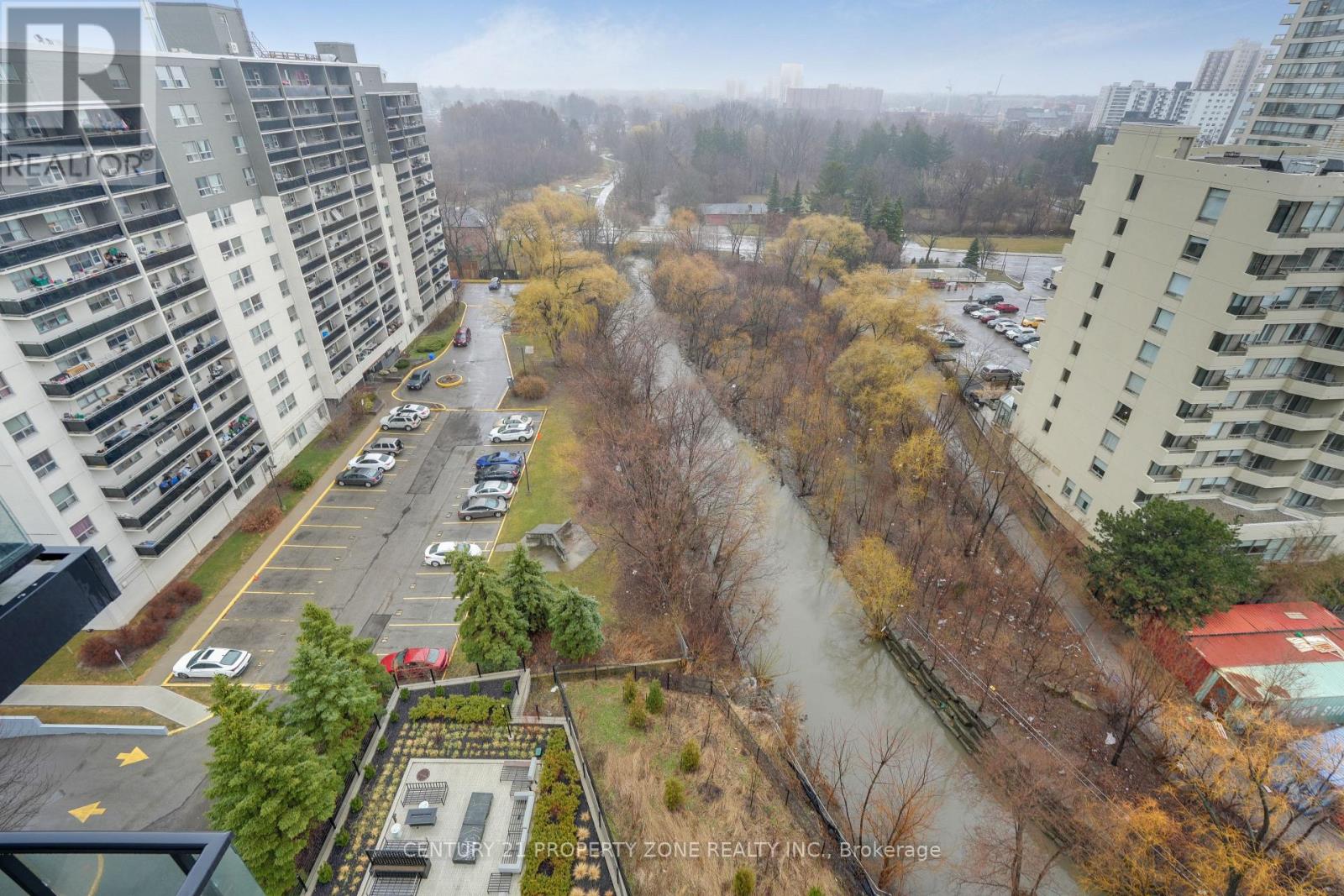 #1015 86 DUNDAS STREET E - 32