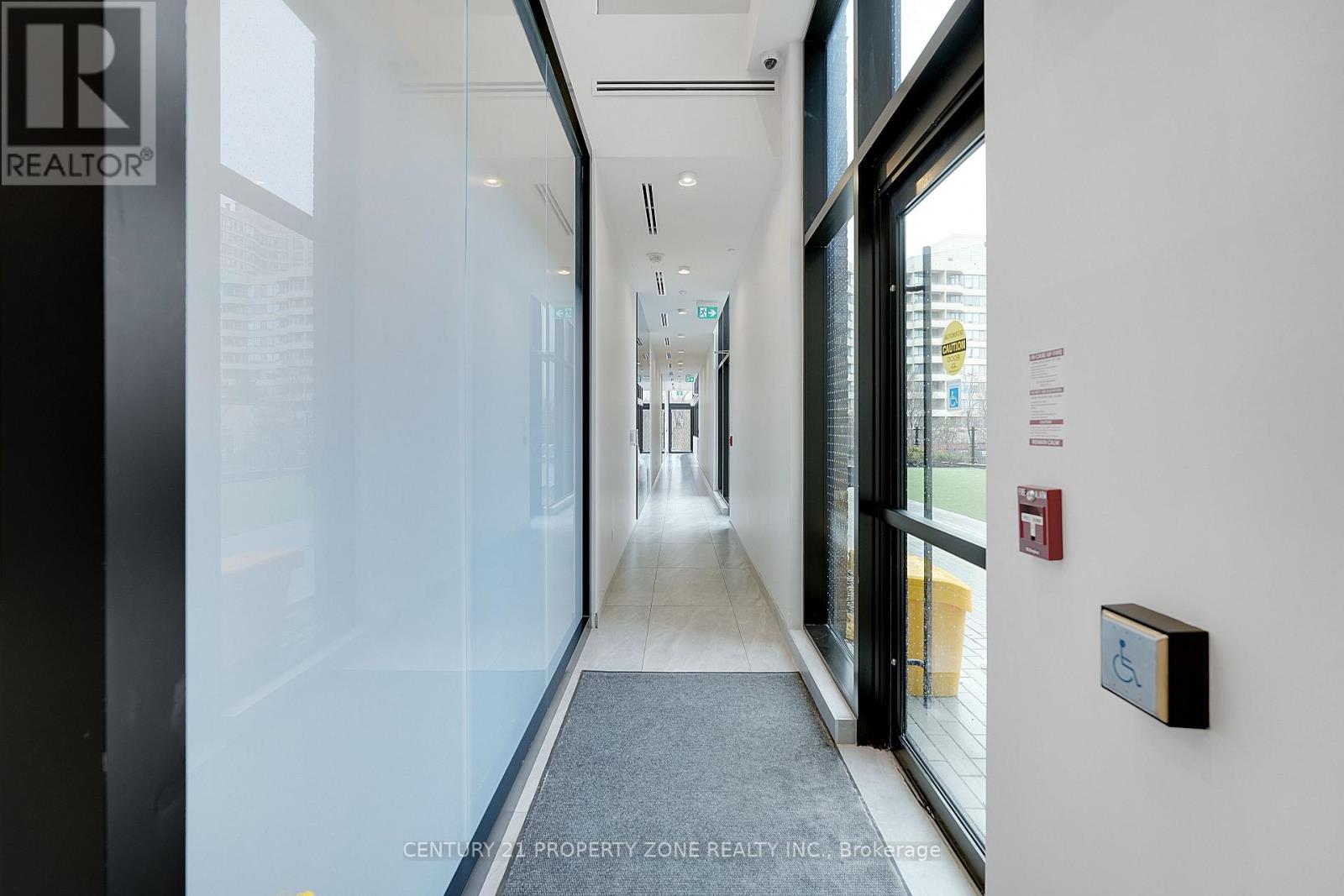 #1015 86 DUNDAS STREET E - 33