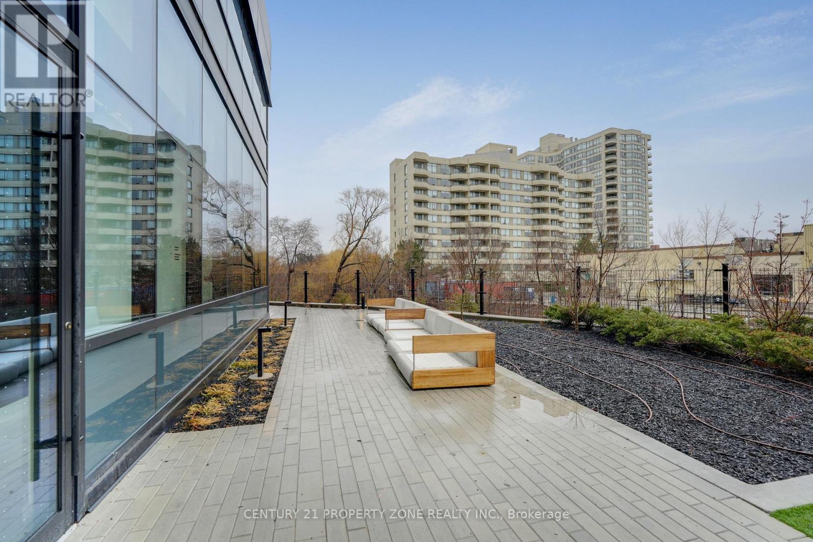#1015 86 DUNDAS STREET E - 36