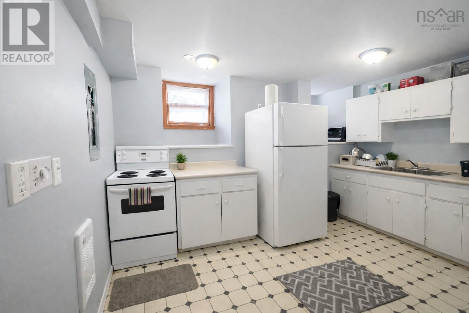 Property 27 of 30 of 5571 Fenwick Street