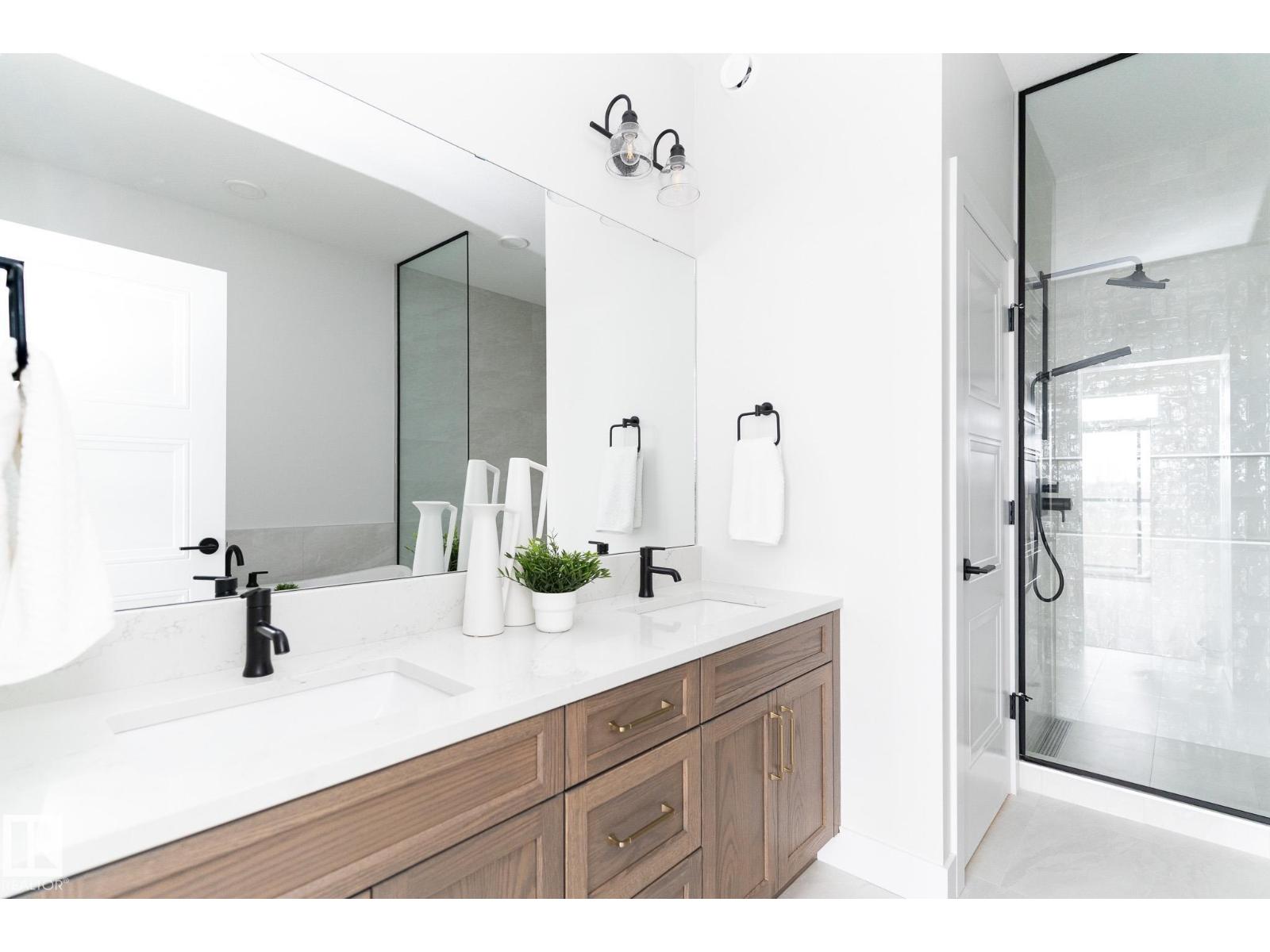 #25 7121 MAY CR NW, Edmonton