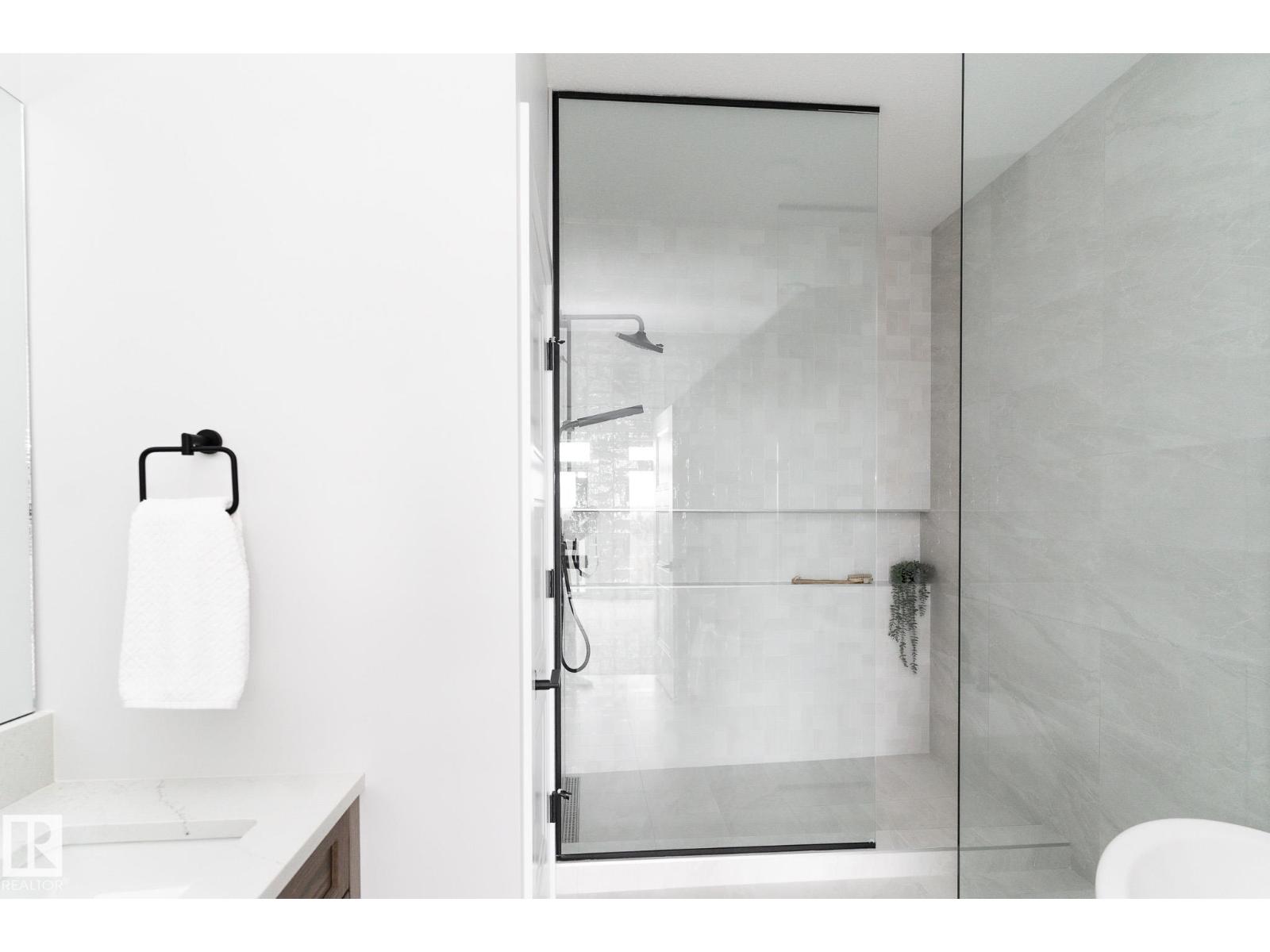 #25 7121 MAY CR NW, Edmonton