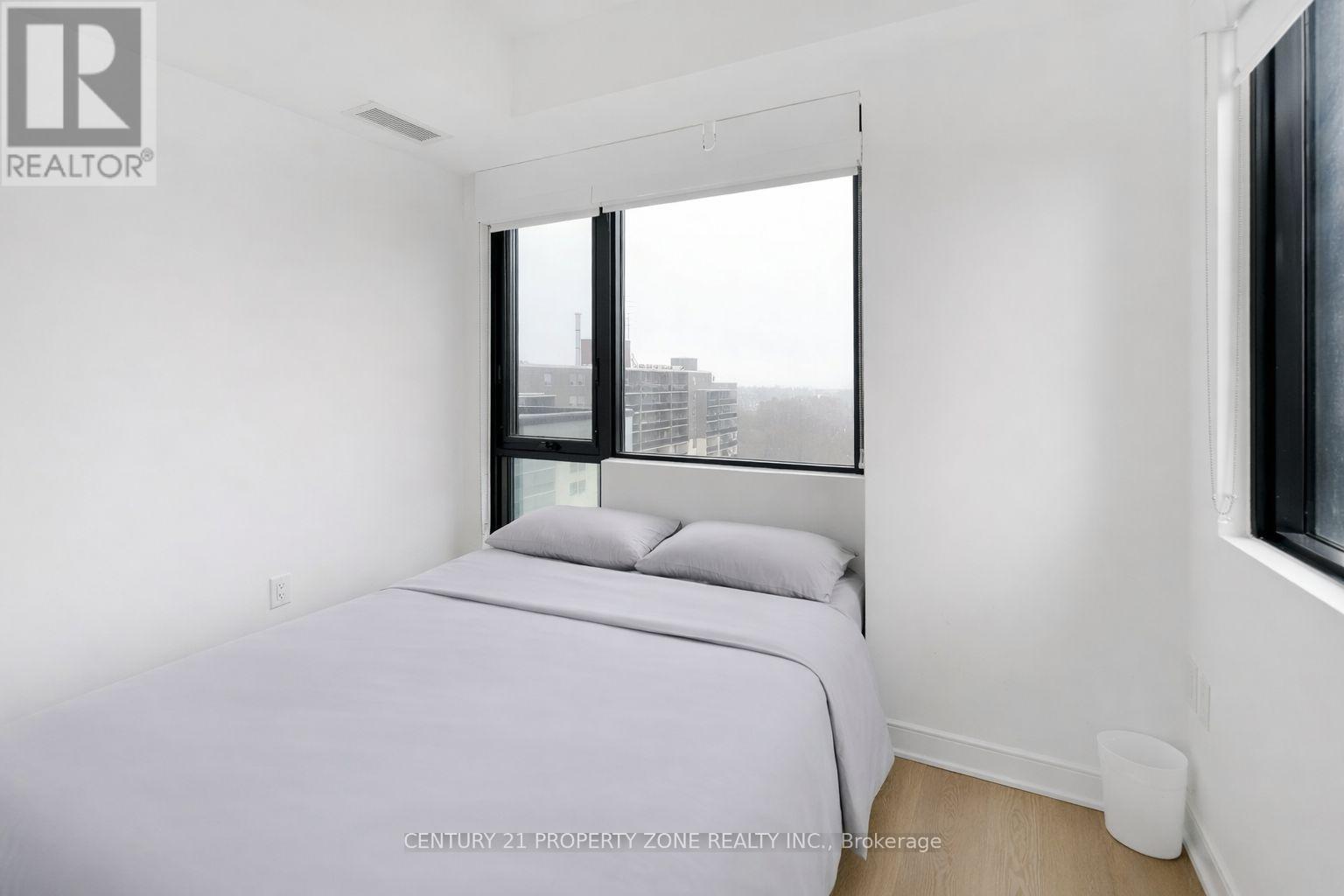 #1015 86 DUNDAS STREET E - 9