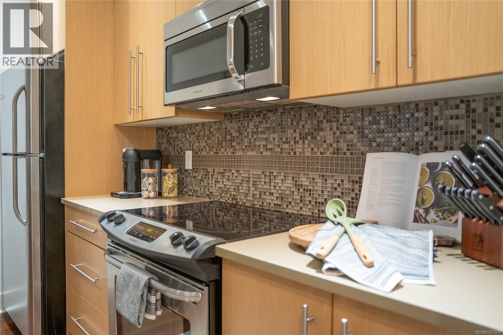 Single Family House for Sale in   West Saanich Rd The Duval Saanich 