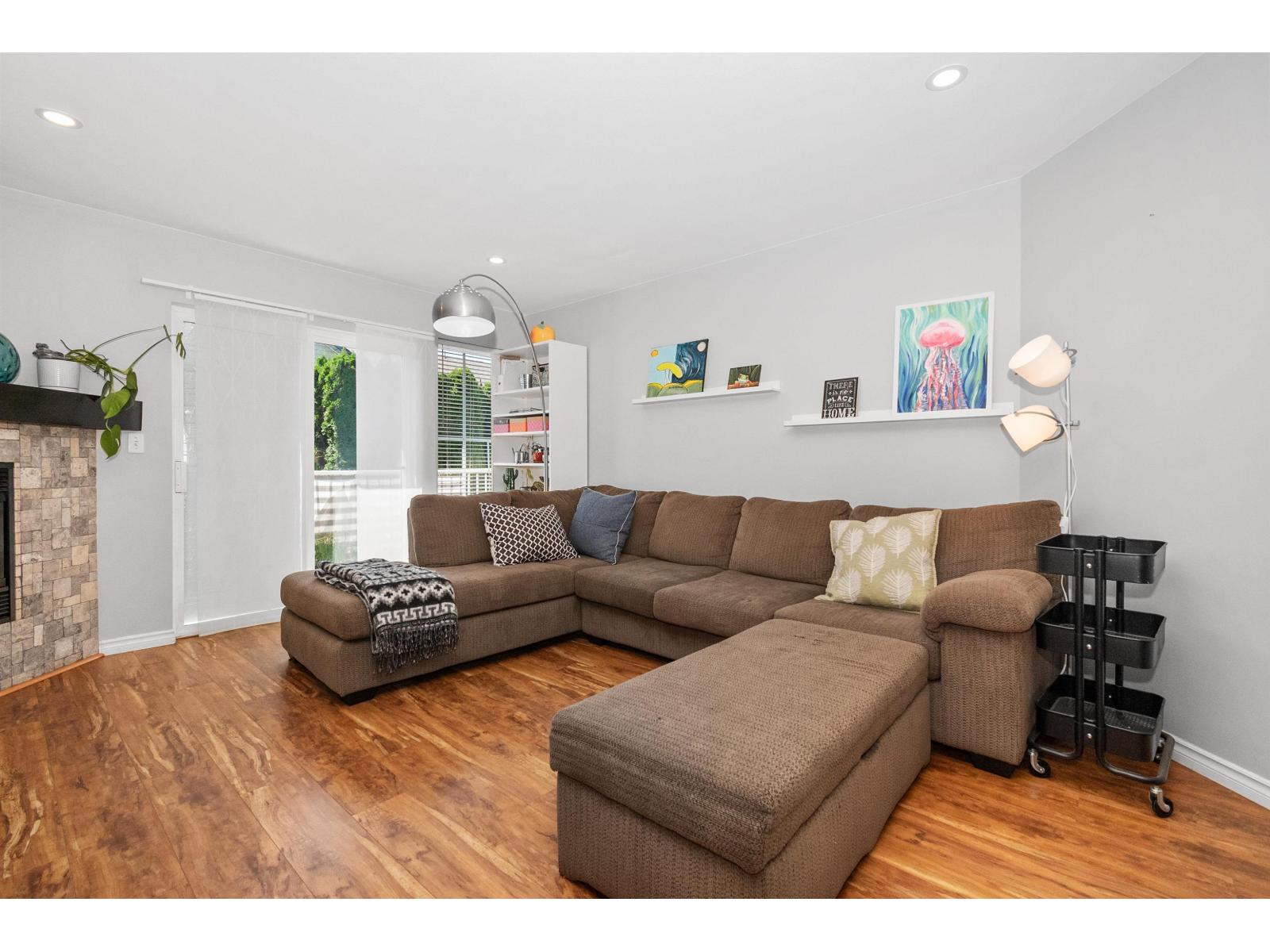 18 5915 VEDDER ROAD, Garrison Crossing, Chilliwack