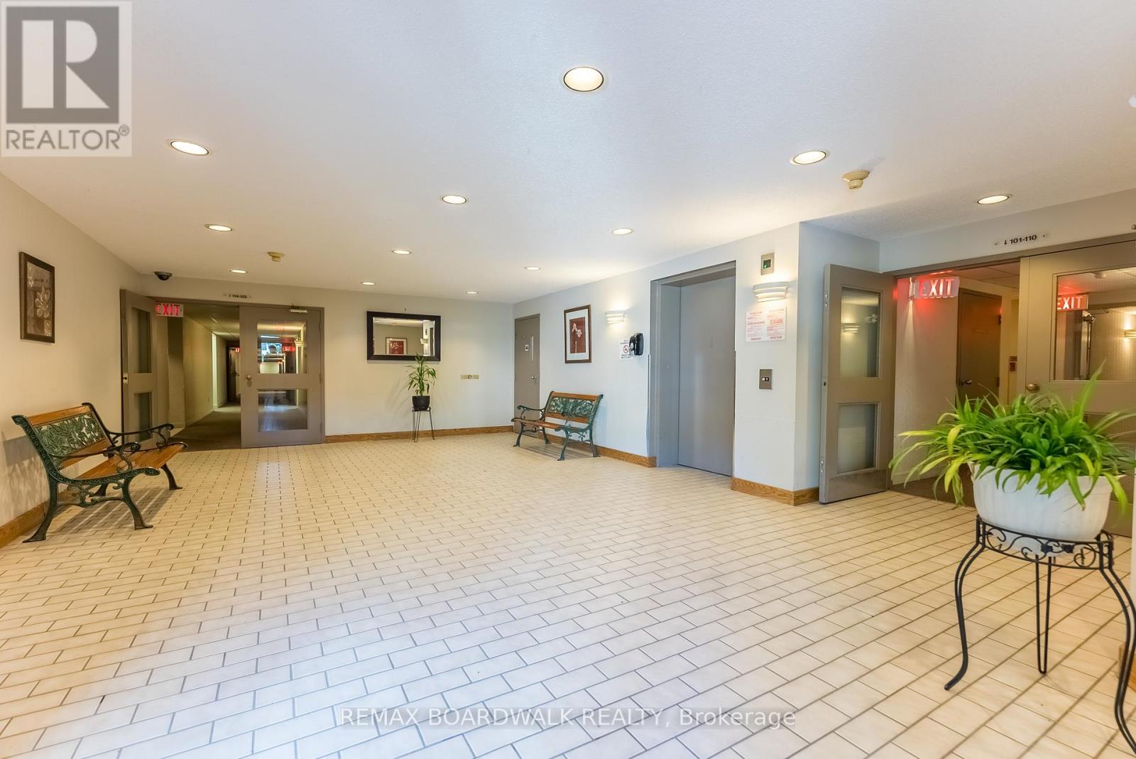 Main lobby with elevator