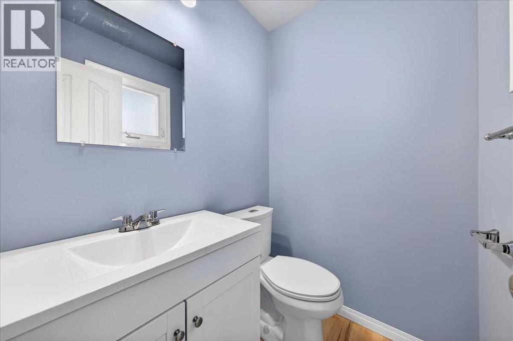 Single Family House Bungalow for Sale in  Pinegrove Close NE Pineridge Calgary 