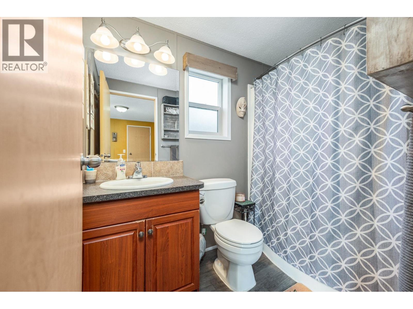 12560 Westside Road Unit# 10, Vernon