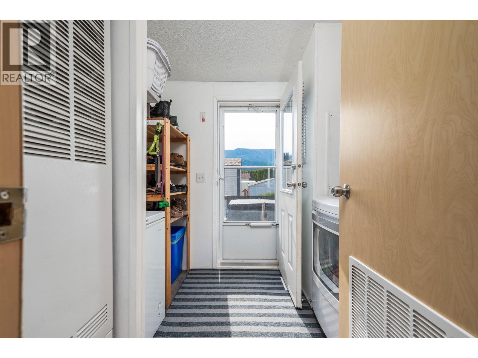 12560 Westside Road Unit# 10, Vernon