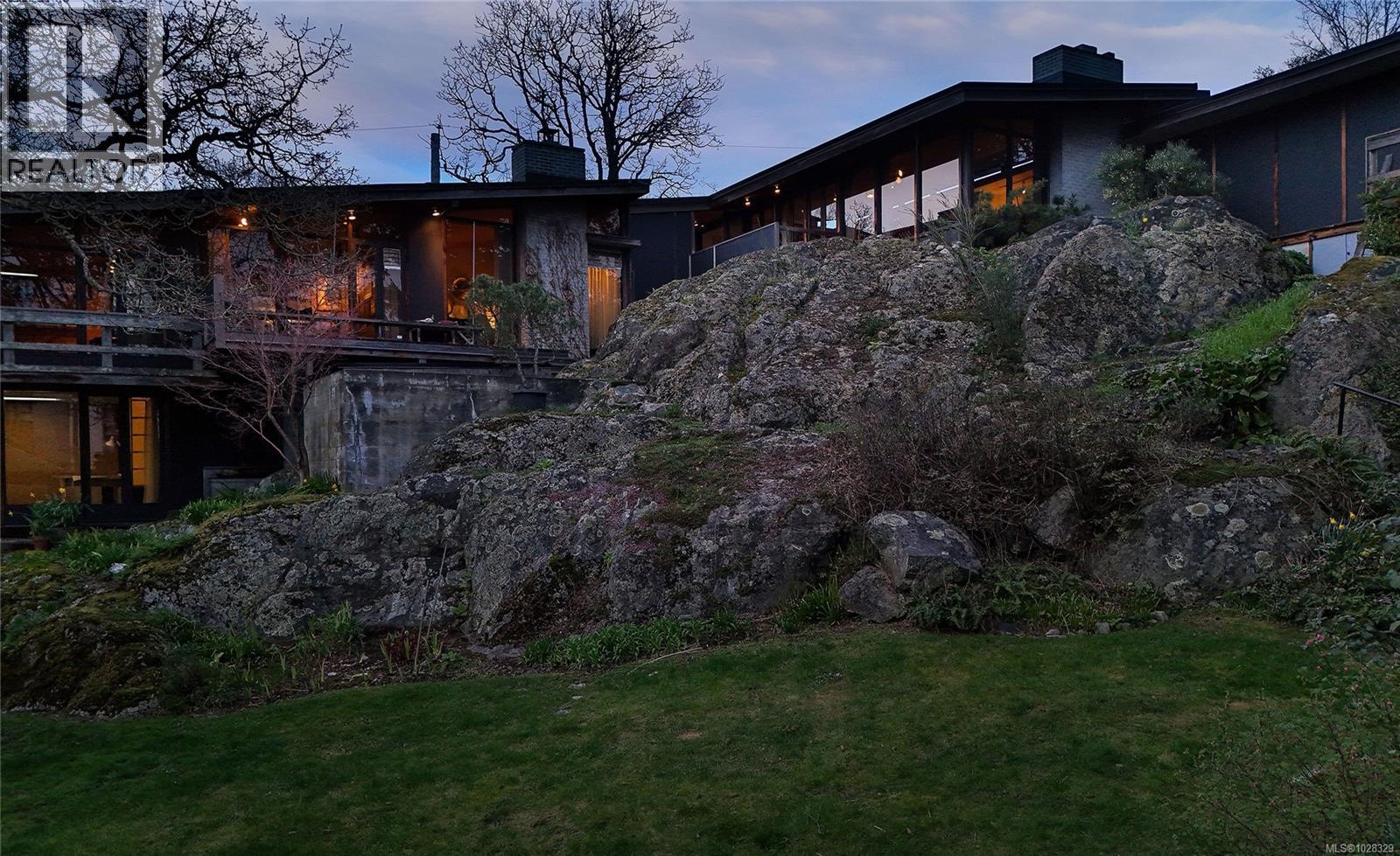 404 Henry St, Victoria