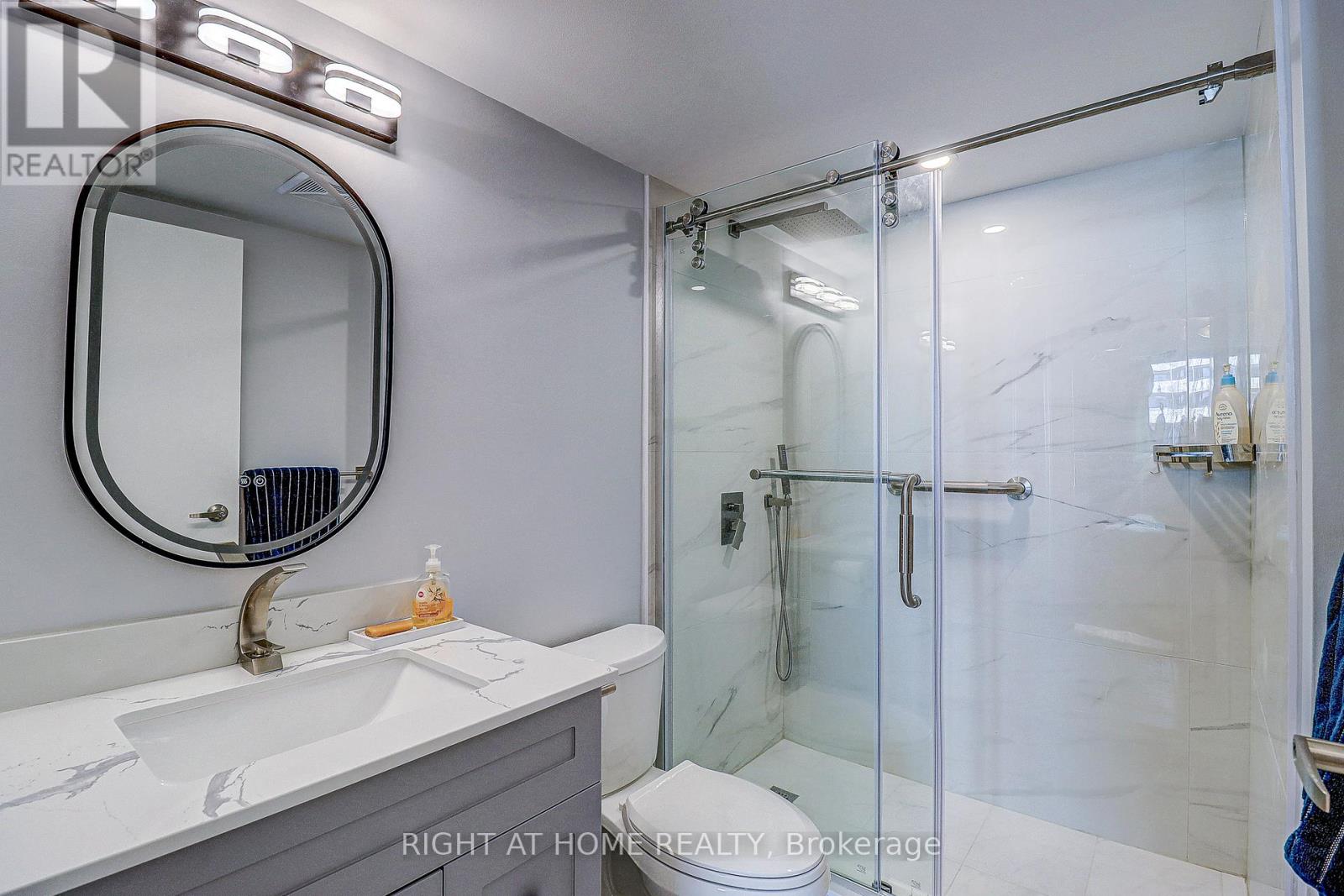 #1703 77 MAITLAND PLACE - 17