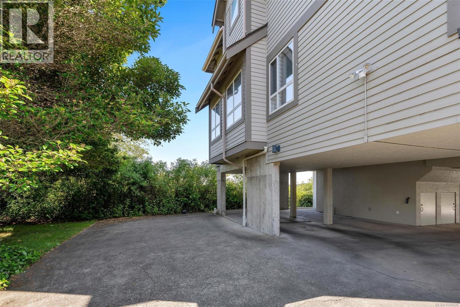 10 7847 East Saanich Road, Central Saanich