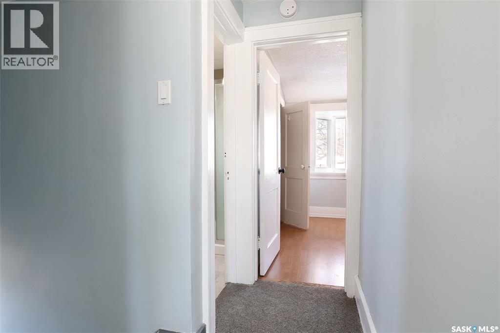 Single Family House for Sale in  DEWDNEY AVENUE Regina 