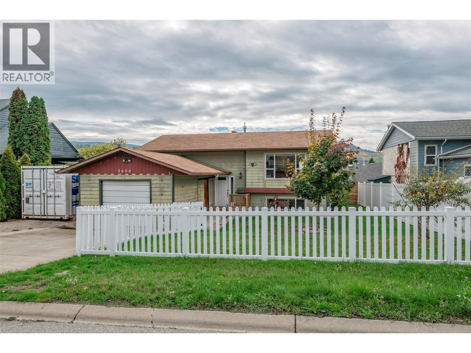  5604 Allenby Crescent, Vernon