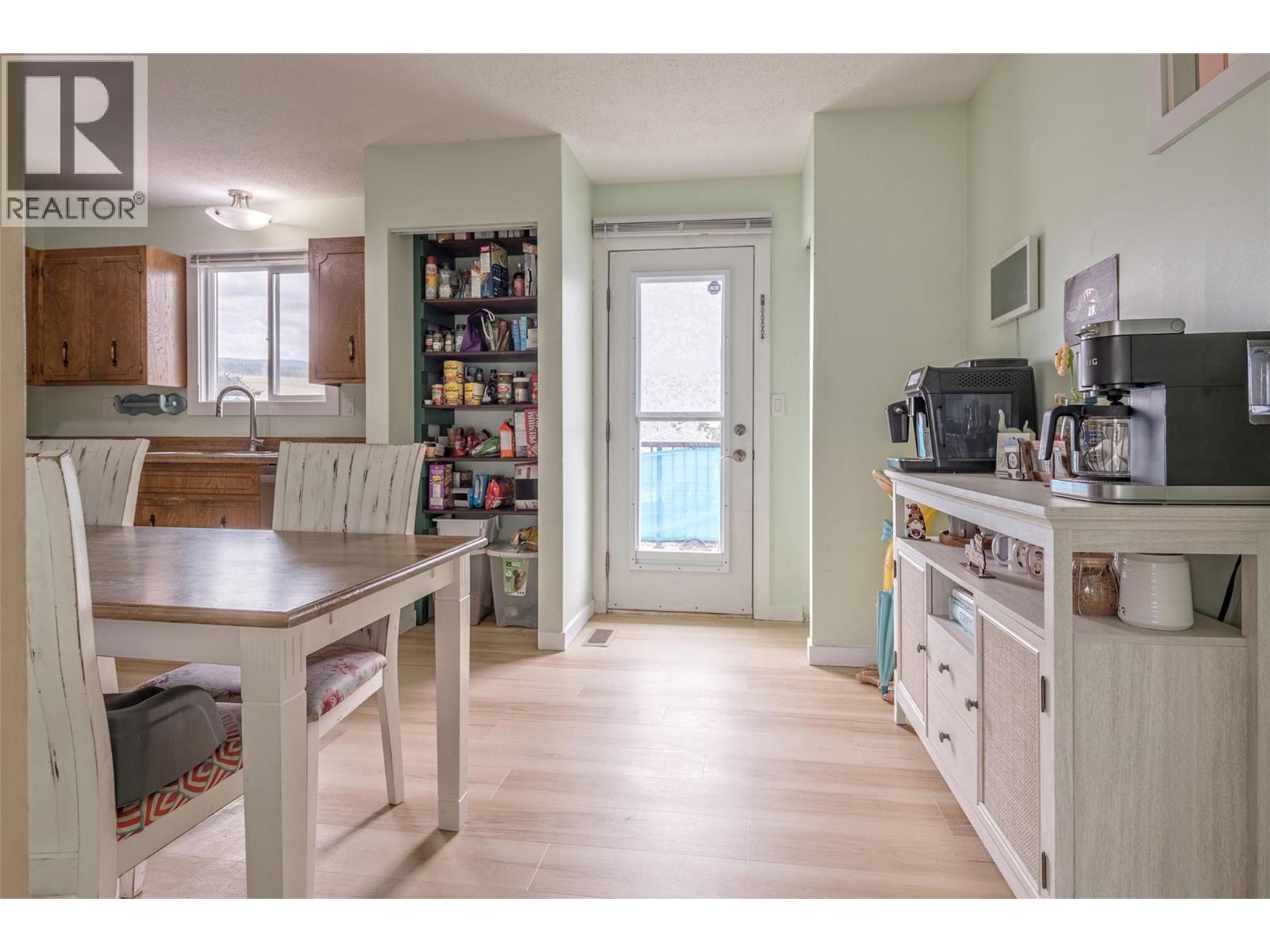 5604 Allenby Crescent, Vernon