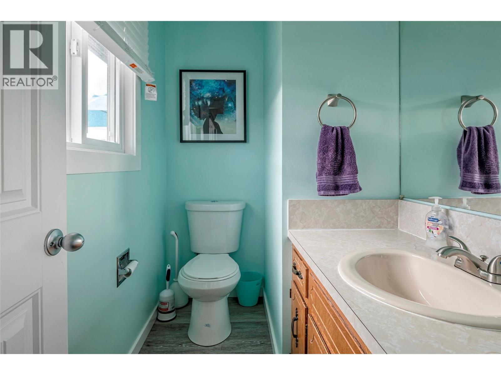 5604 Allenby Crescent, Vernon