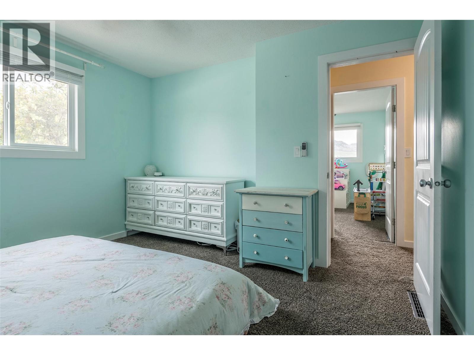 5604 Allenby Crescent, Vernon