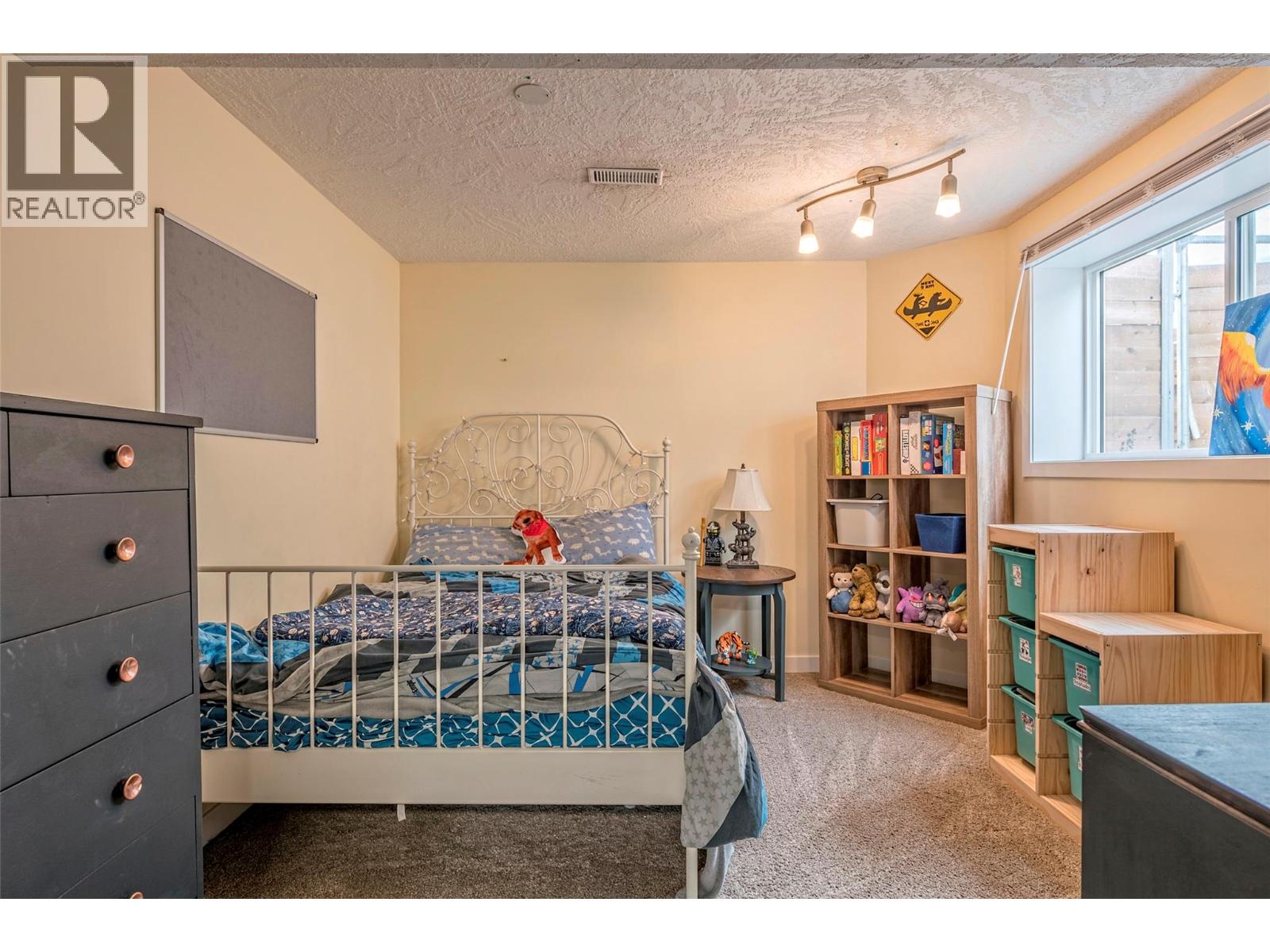 5604 Allenby Crescent, Vernon