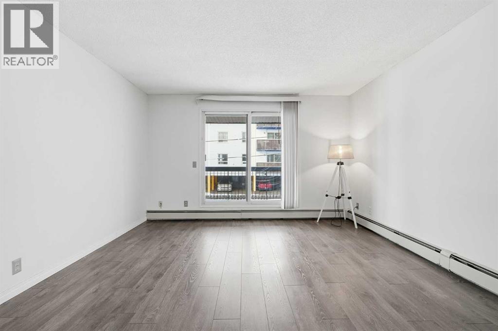 204, 2611 15A Street SW photo 4