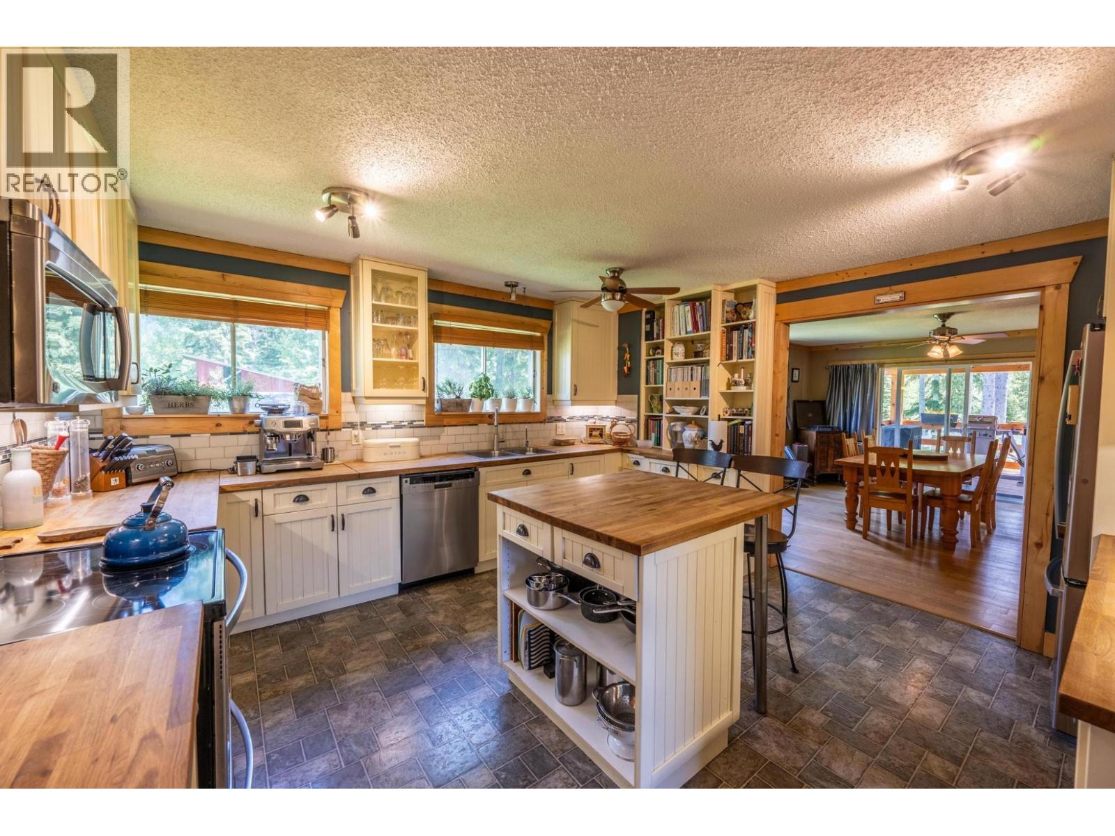 1732 OBERG JOHNSON Road - 12