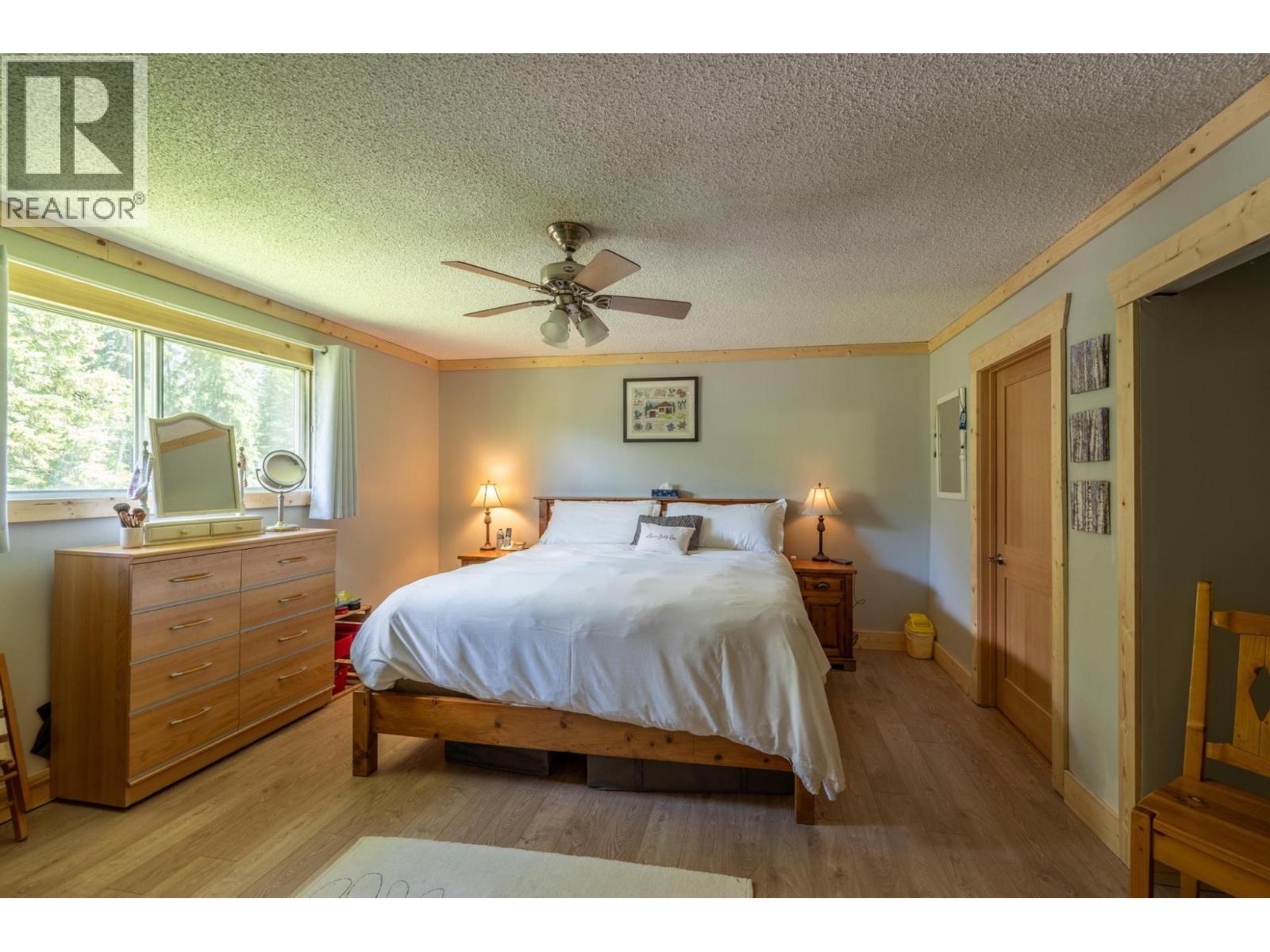 1732 OBERG JOHNSON Road, Golden