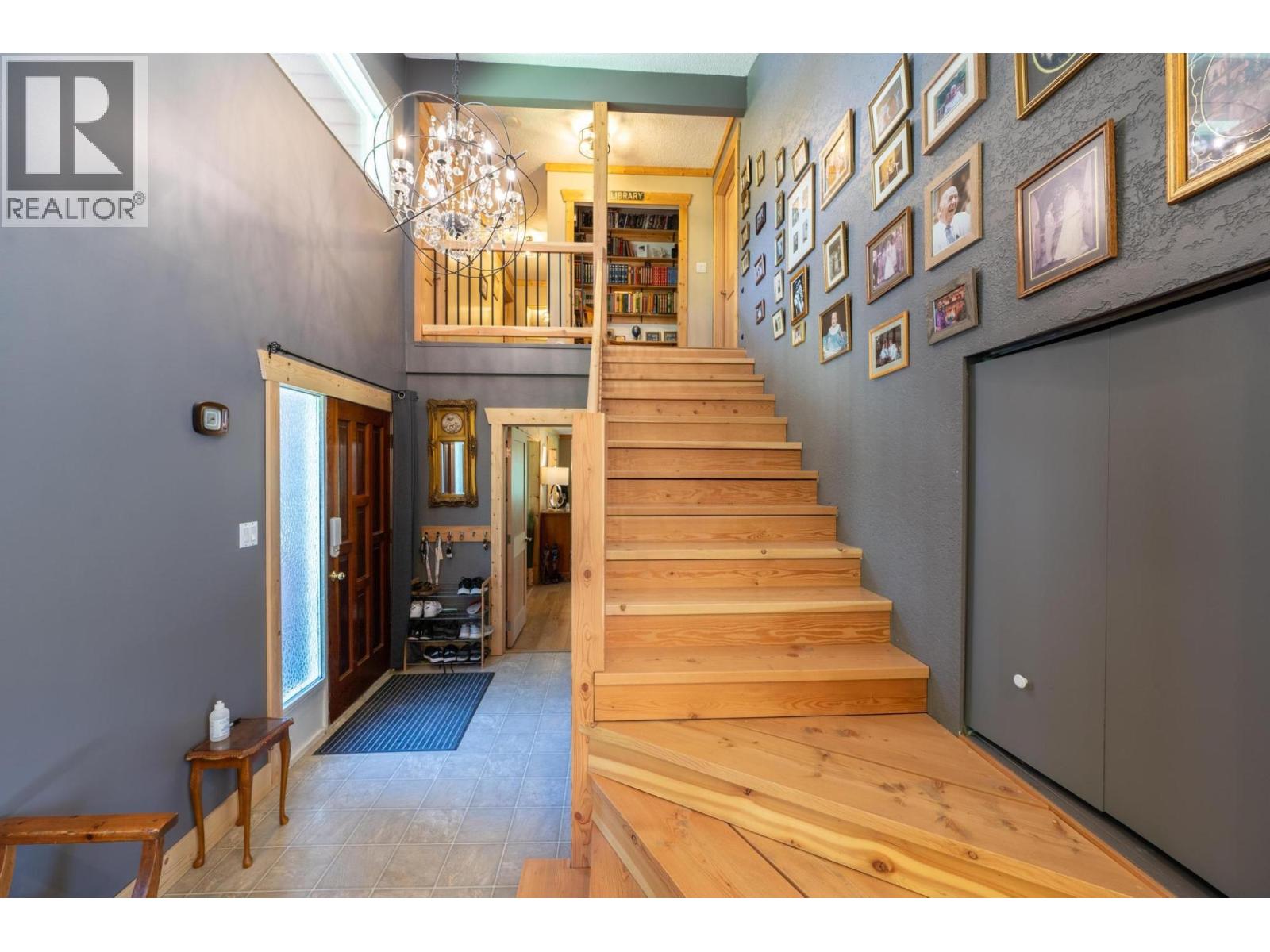 1732 OBERG JOHNSON Road, Golden