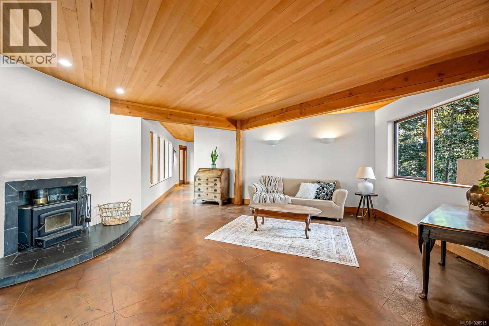 6161 Lacon Rd, Denman Island