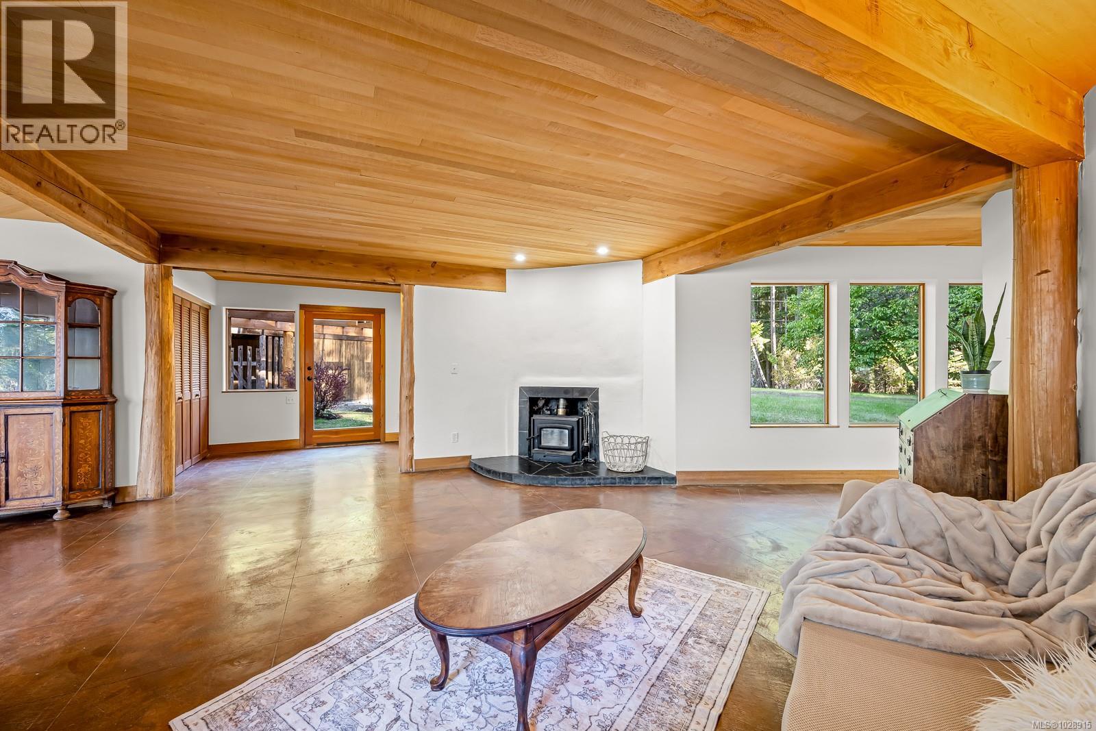 6161 Lacon Rd, Denman Island