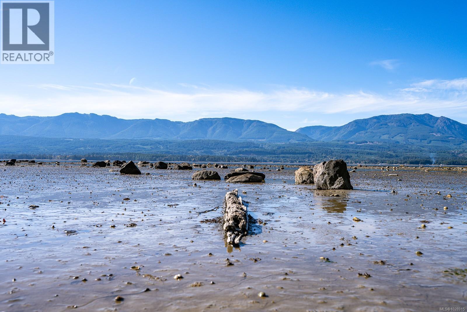 6161 Lacon Rd, Denman Island