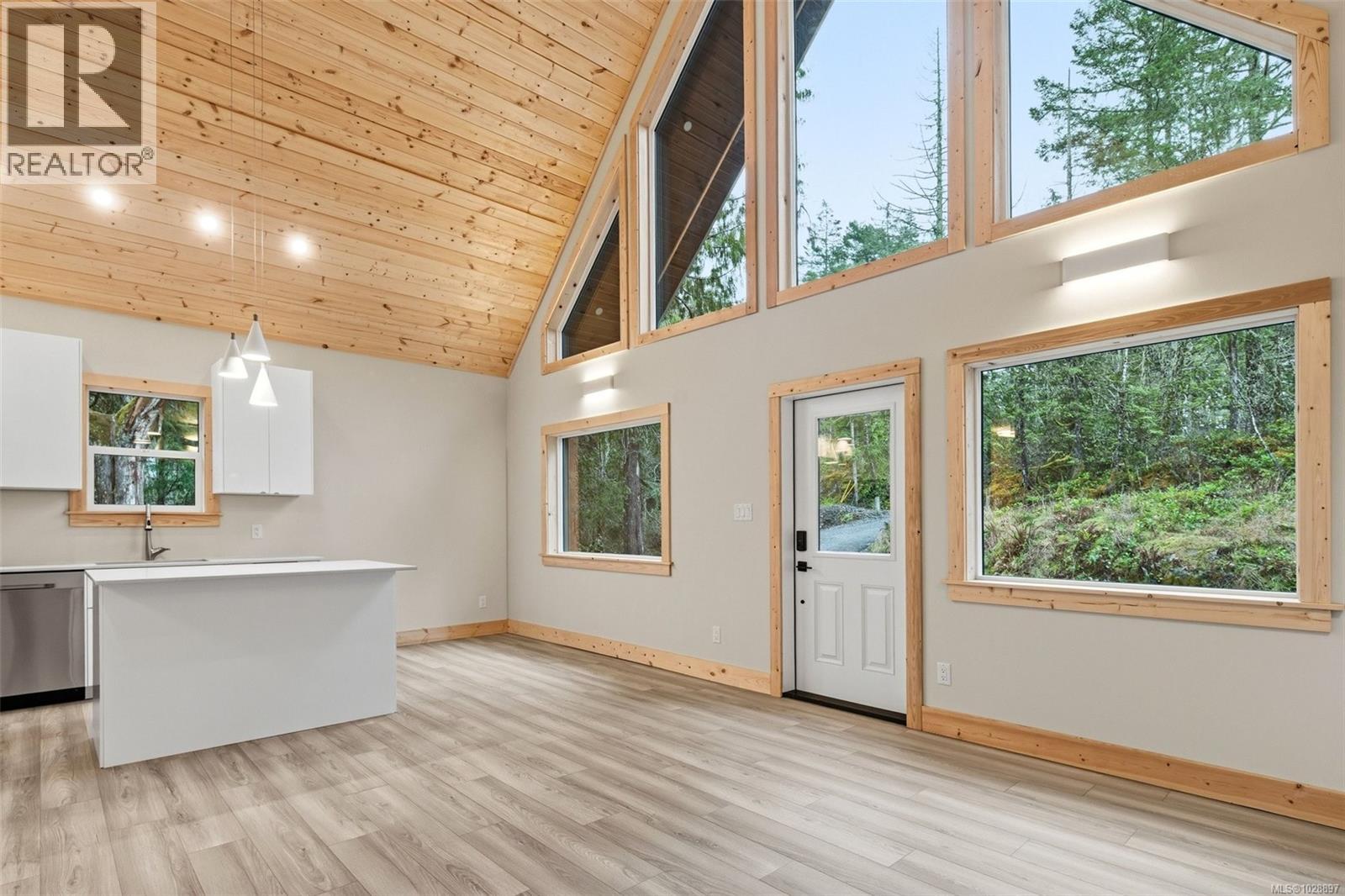 2460 CARPENTER RD - 16