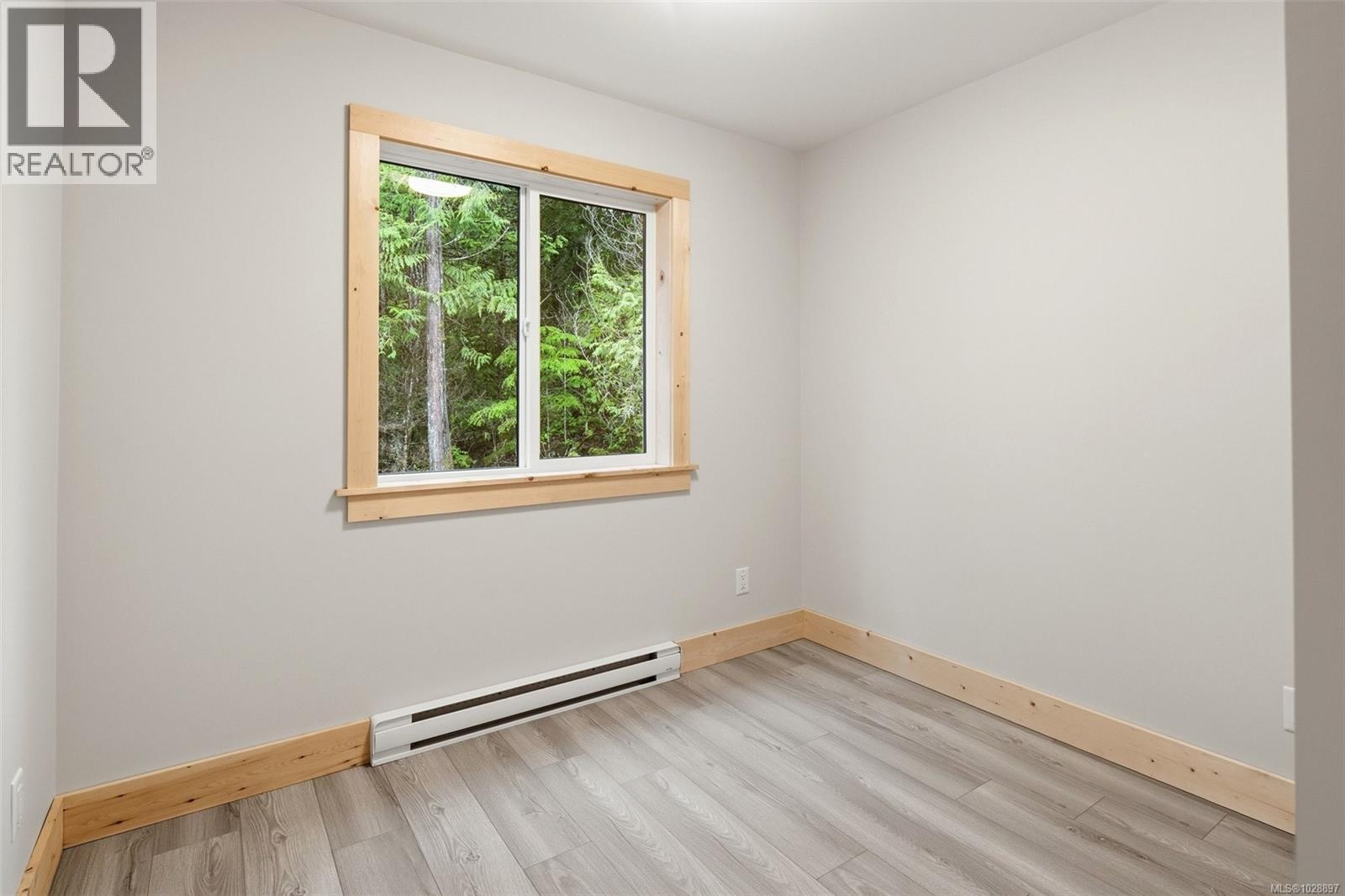 2460 Carpenter Rd - 28