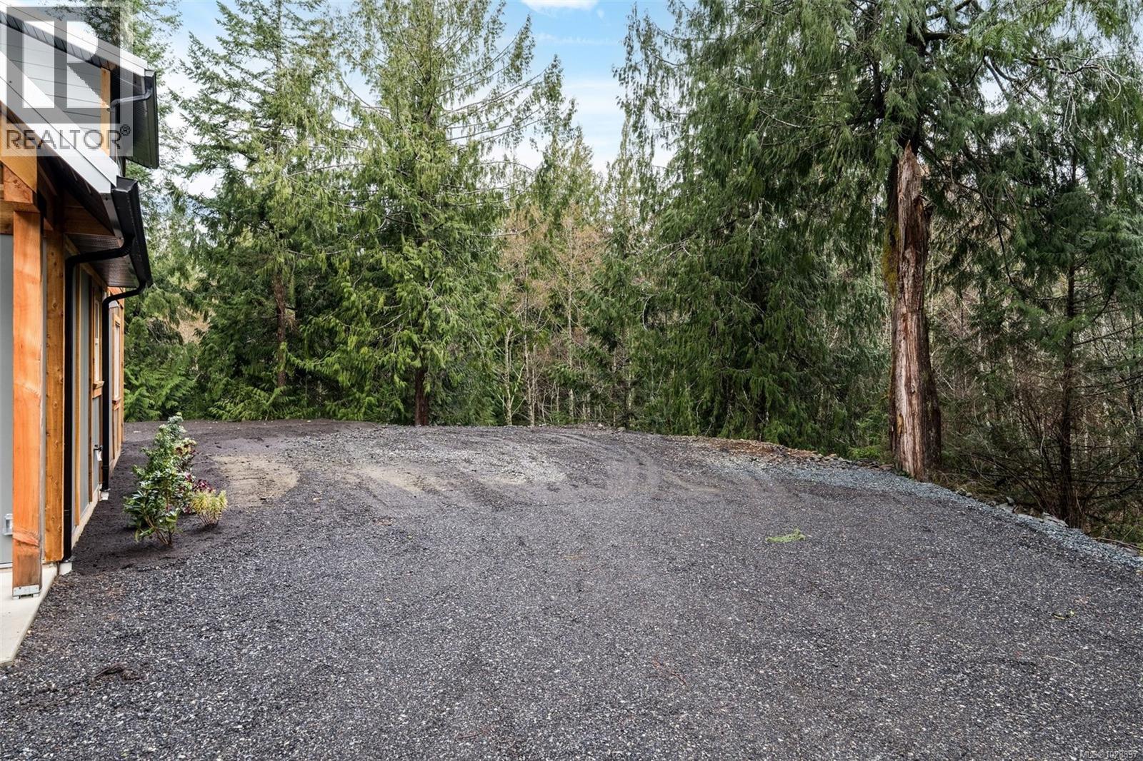 2460 Carpenter Rd - 32