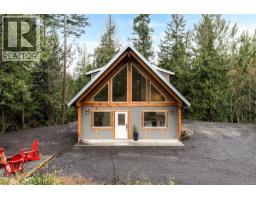 Living room - 2460 Carpenter Rd, Sooke, BC V9Z0R1 Photo 9