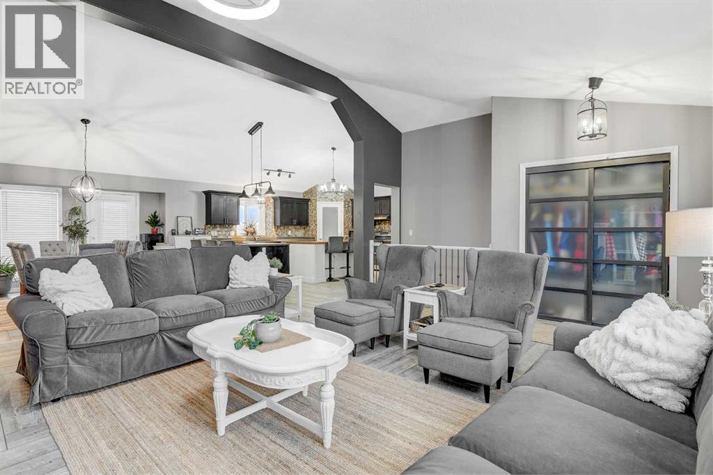 
          22249 TWP RD 704
            <br/>
            <span>Rural Greenview No. 16, M.D. of</span>
            , 
            <span>AB</span>
             <span>T0H0C8</span>
         - Photo 19