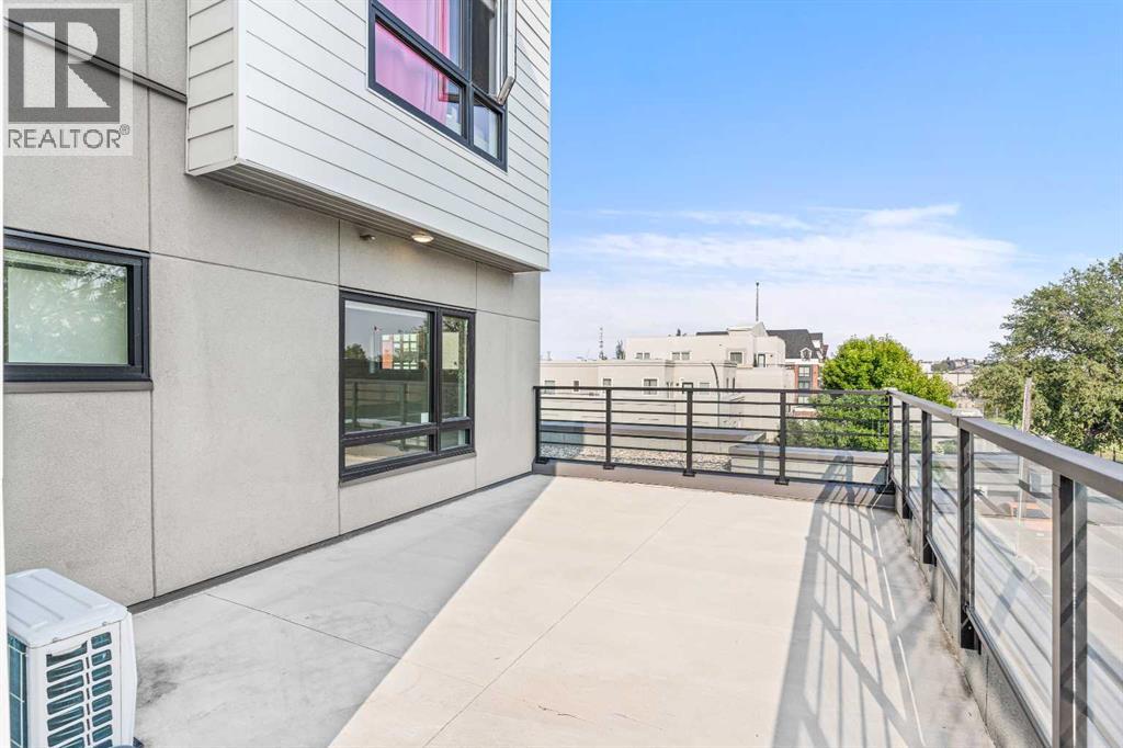 Single Family House for Sale in    Avenue SW Mission Calgary 