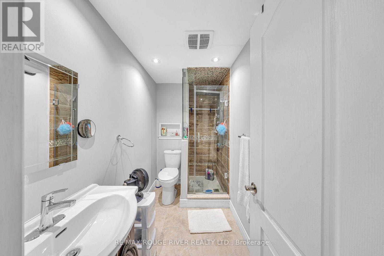 Basement Washroom