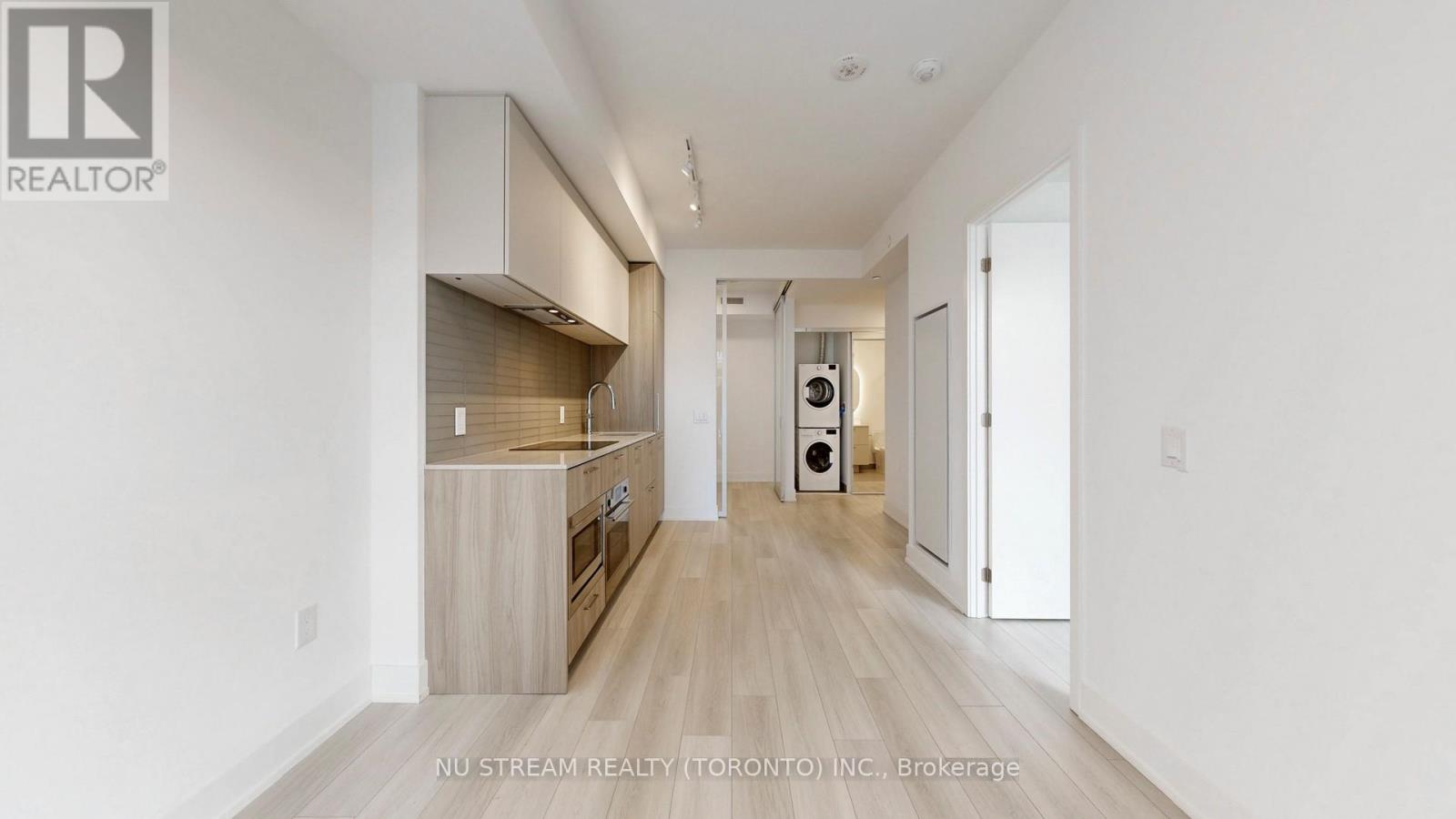 #613 36 OLIVE AVENUE - 18