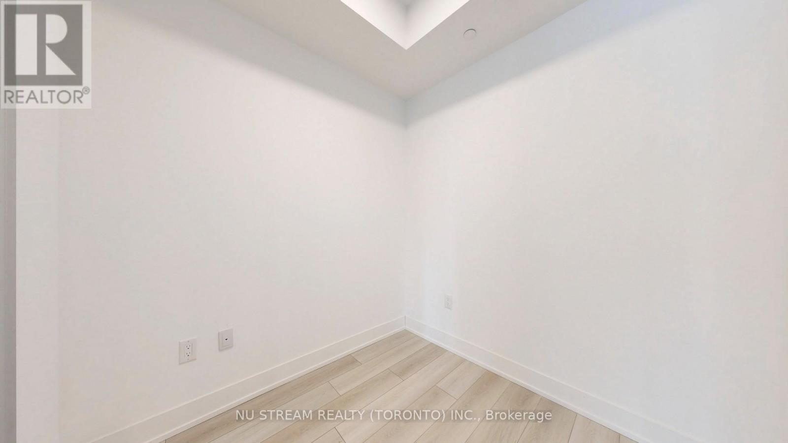 #613 36 OLIVE AVENUE - 33