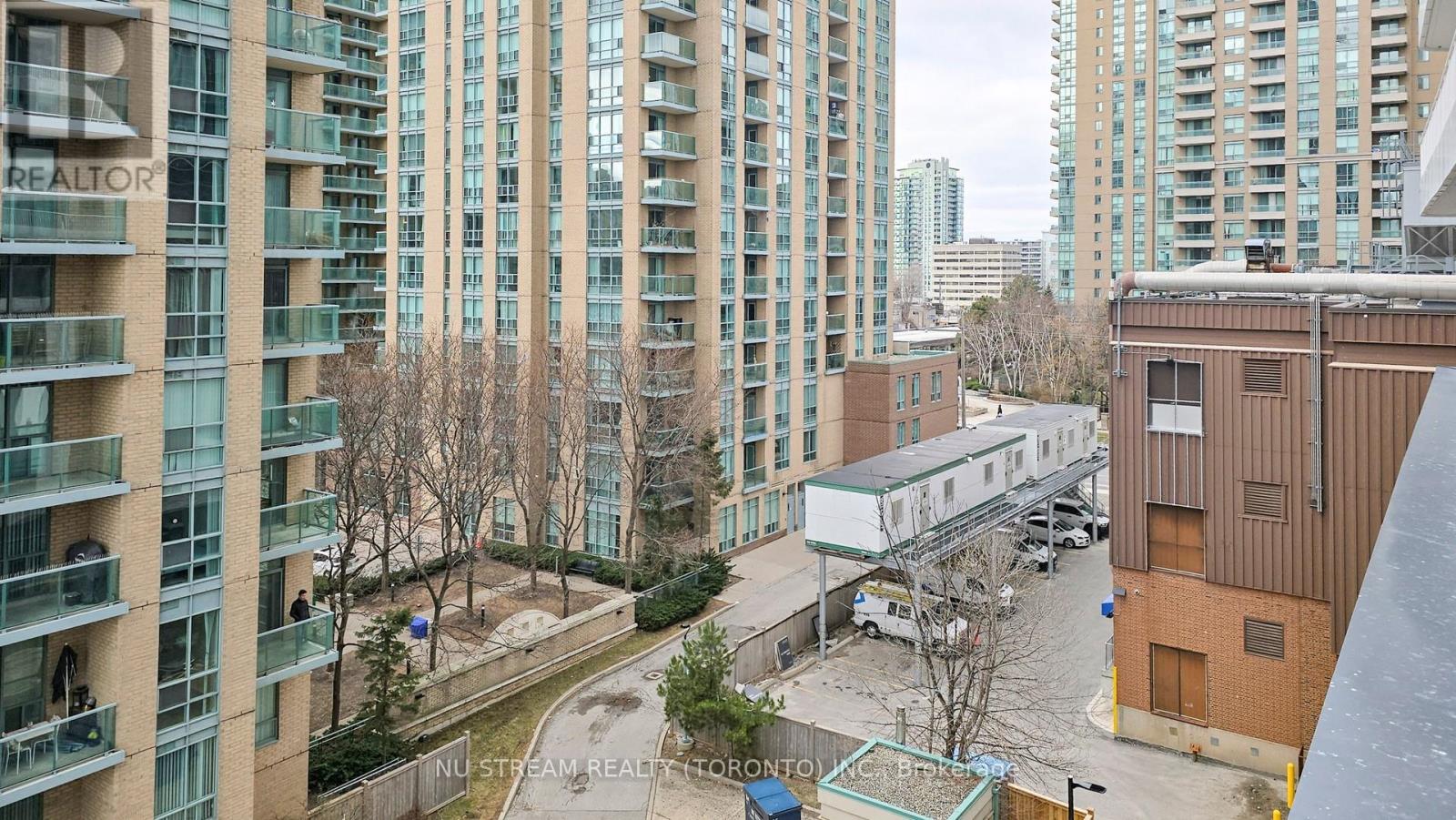 #613 36 OLIVE AVENUE - 45