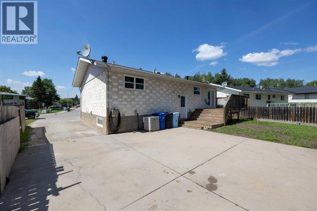 185 Hiltop Crescent, Fort McMurray