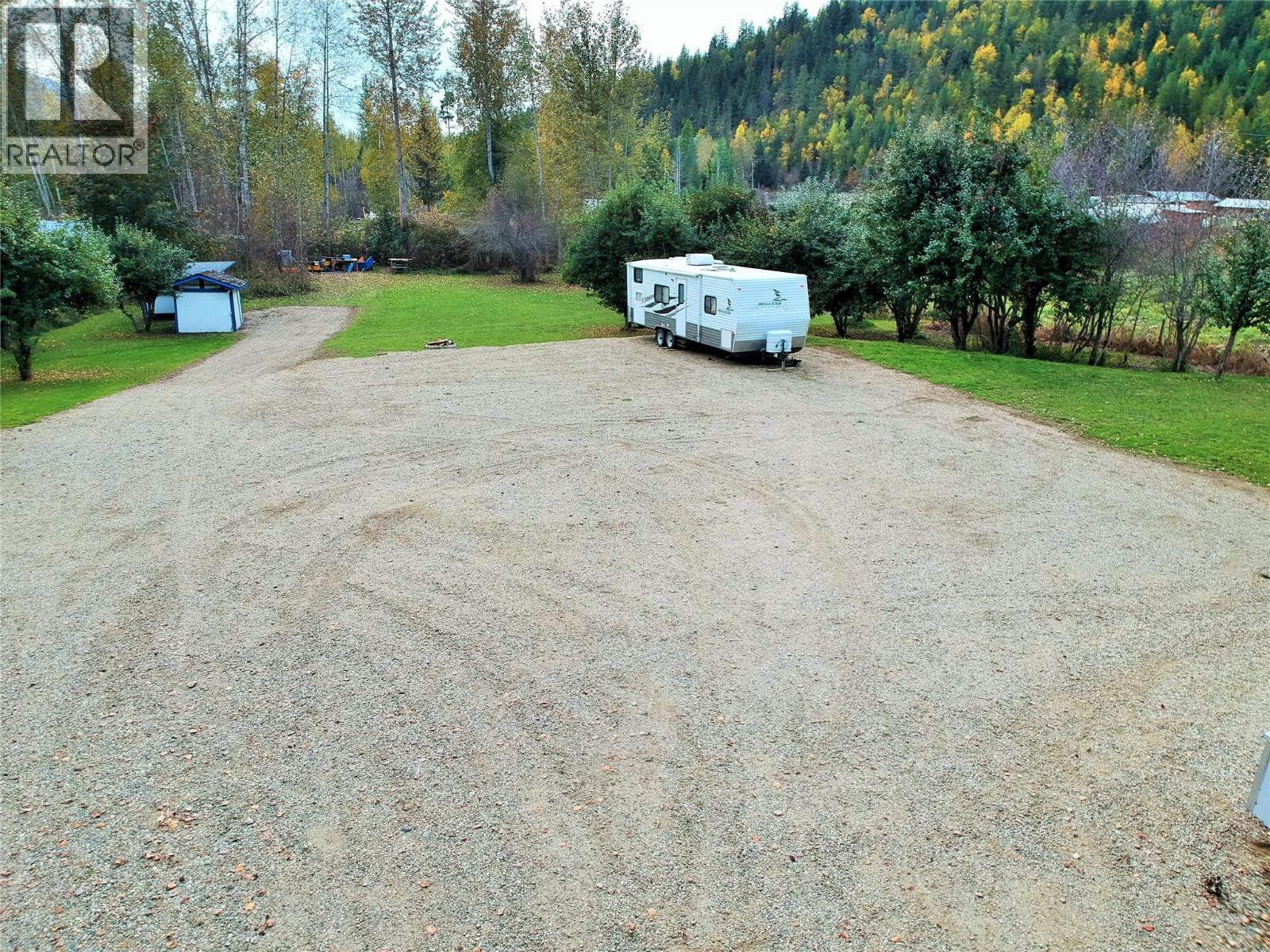 1822 Cemetery Road, Sicamous
