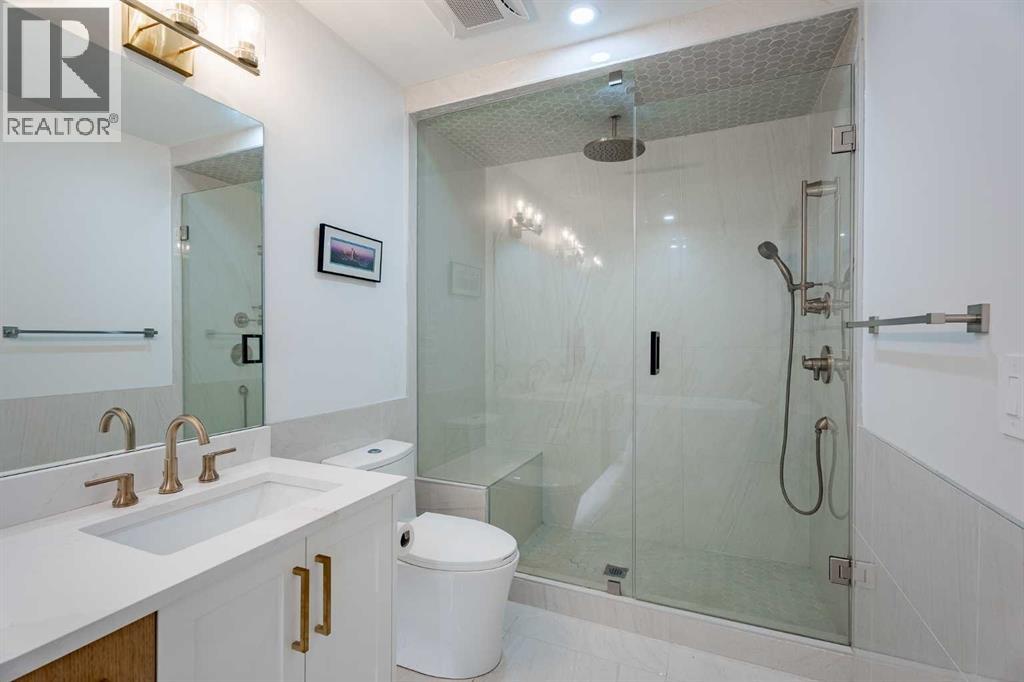 Single Family House Bungalow for Sale in  Brentwood Boulevard NW Brentwood Calgary 