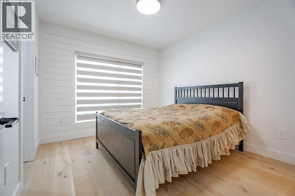 Single Family House Bungalow for Sale in  Brentwood Boulevard NW Brentwood Calgary 